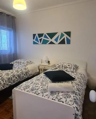 לינה וארוחת בוקר Ria Do Sal 4*