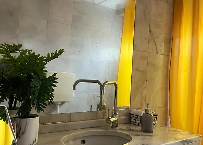 לינה וארוחת בוקר Ria Do Sal 4*